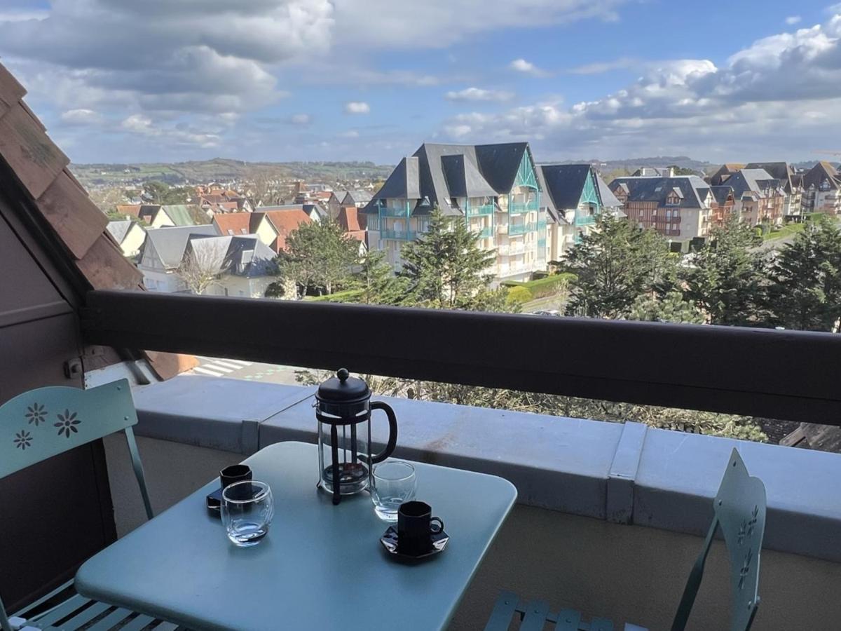 Cabourg : Duplex Renove 2 Pieces, Acces Direct Plage, Fibre, Parking, Cuisine Equipee, 4 Pers. - Fr-1-487-351 Zewnętrze zdjęcie