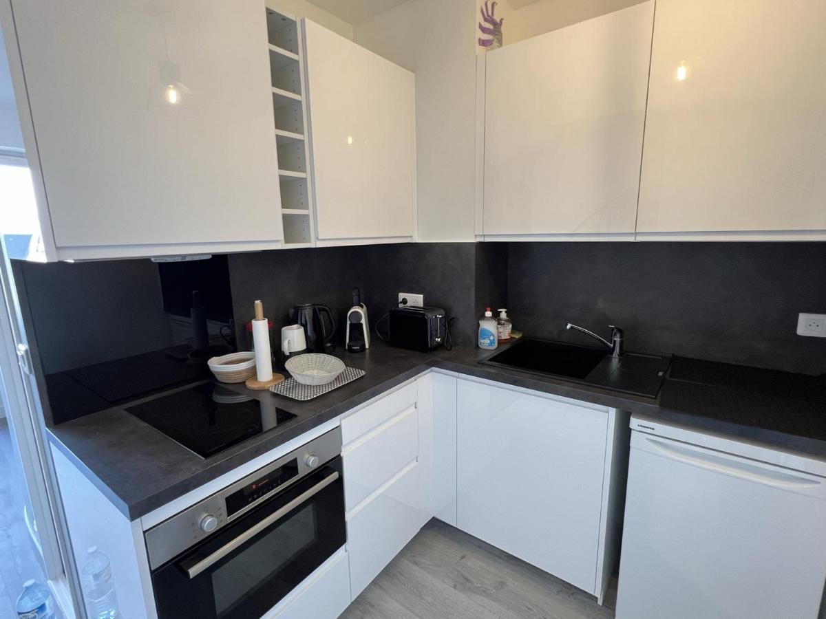 Cabourg : Duplex Renove 2 Pieces, Acces Direct Plage, Fibre, Parking, Cuisine Equipee, 4 Pers. - Fr-1-487-351 Zewnętrze zdjęcie