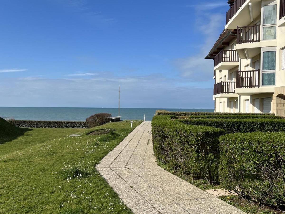 Cabourg : Duplex Renove 2 Pieces, Acces Direct Plage, Fibre, Parking, Cuisine Equipee, 4 Pers. - Fr-1-487-351 Zewnętrze zdjęcie